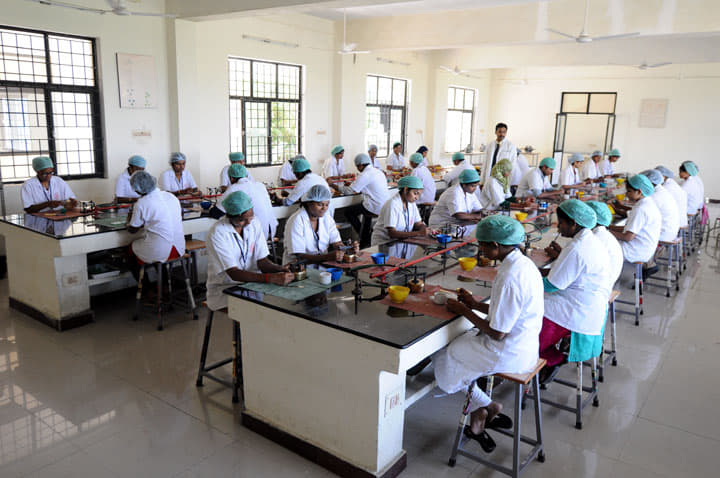 Sri Venkateswara Dental College And Hospital Chennai Laboratories photo 18
